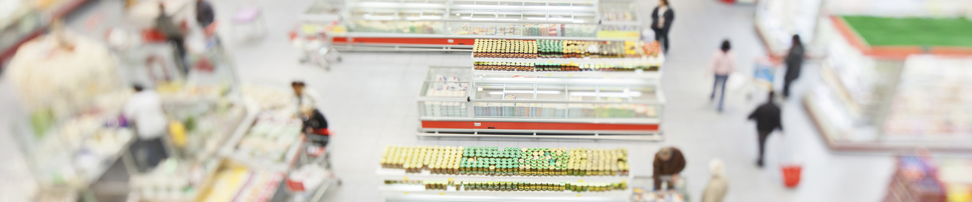 Blurry picture of a supermarket